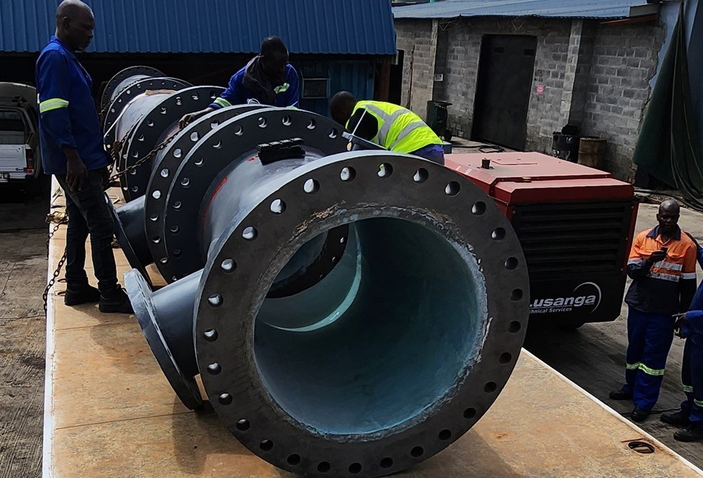 Completed lined spool